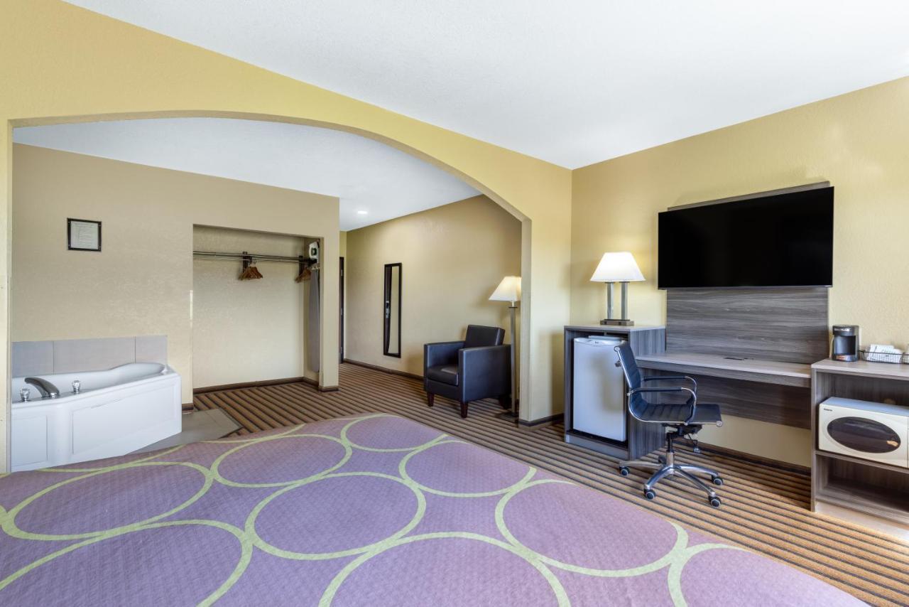Super 8 By Wyndham Nixa/Springfield Area Hotell Eksteriør bilde